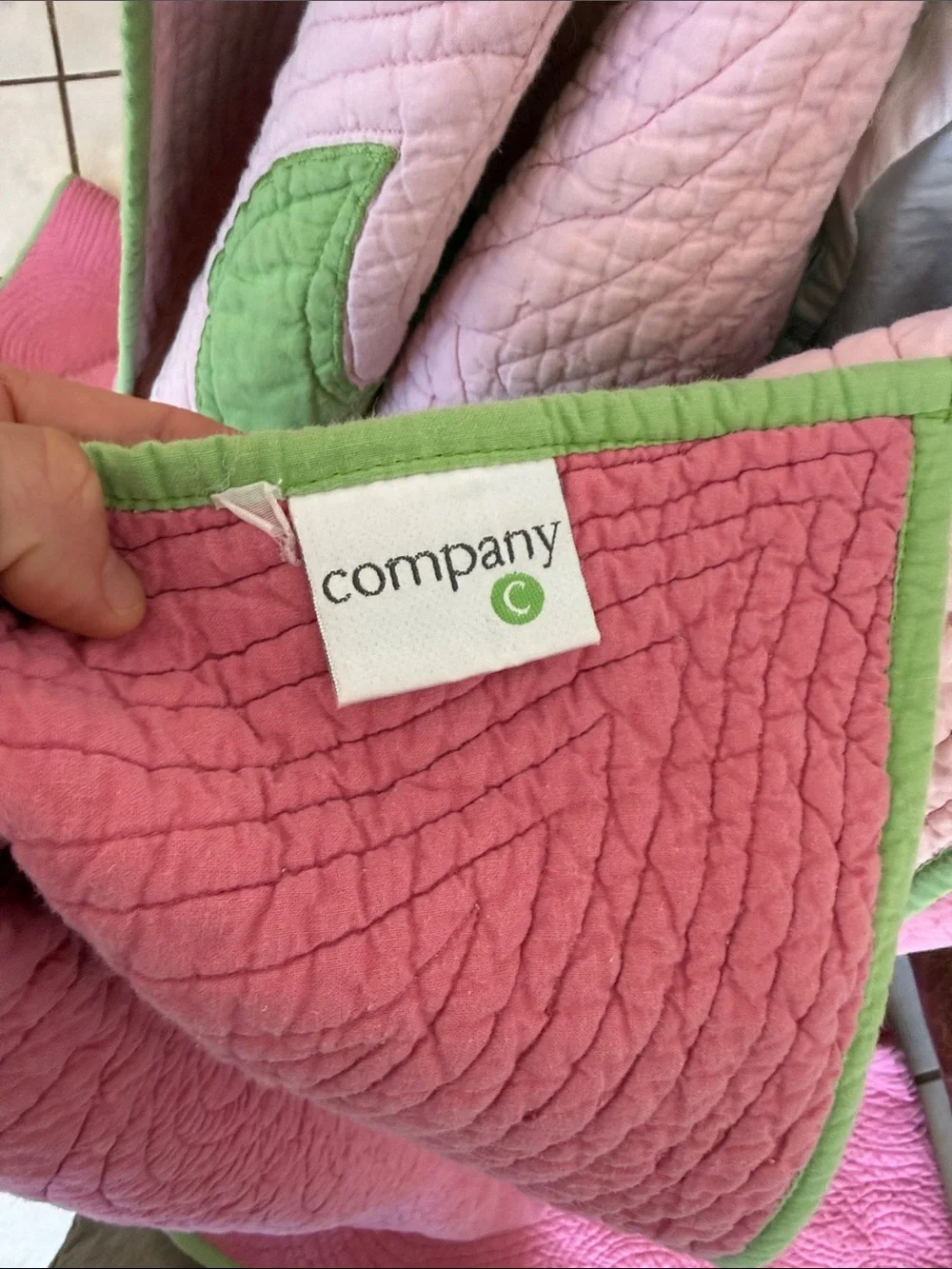 Vintage Company Cotton Boho Quilt Comforter + Standard Shams